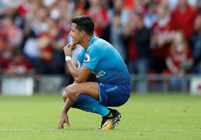 Arsenal turn down Man City bid for Sanchez