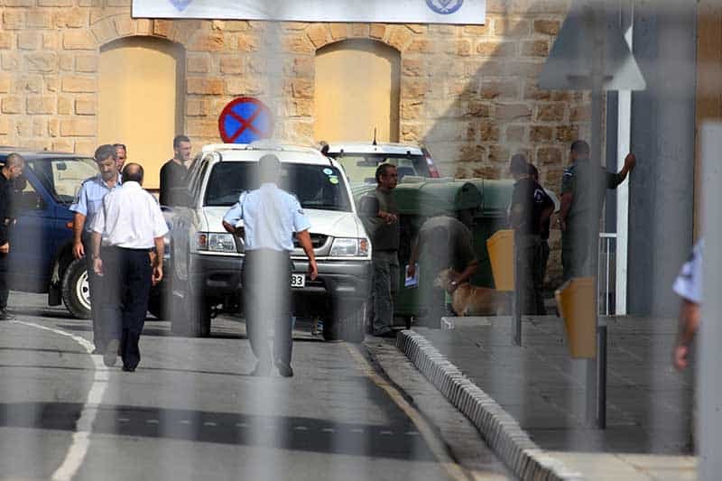 Prisoner dies after hospital stay