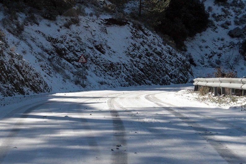 image Roads to Troodos open only for 4-wheel drive, rain and snow expected