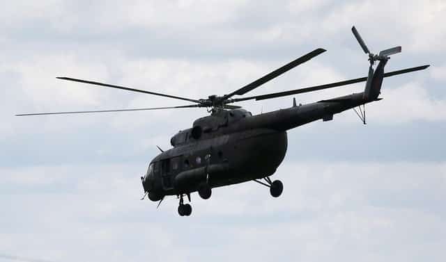 image US senator seeks safety reforms after fatal collision between Army helicopter, regional jet
