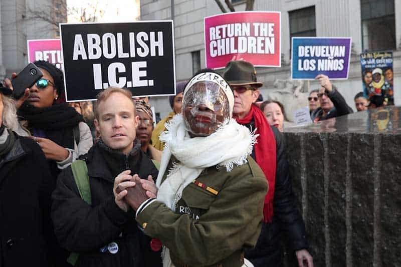 Statue of Liberty climber sentenced to community service, probation