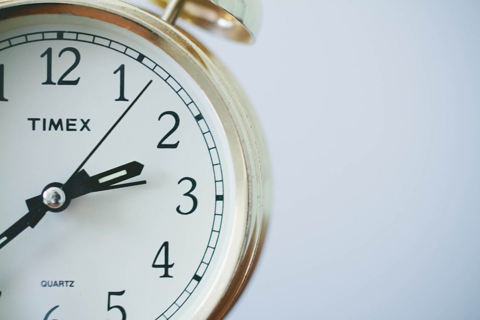 Does Cyprus change its clocks?
