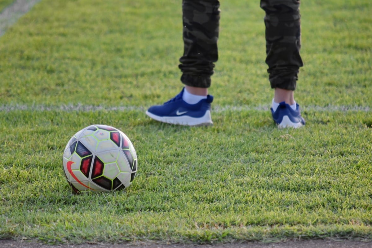 cover Football event brings refugee children together