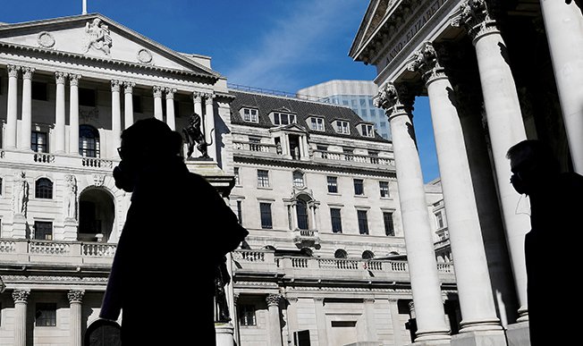 image Bank of England scraps curbs on bank dividends as pandemic crisis fades