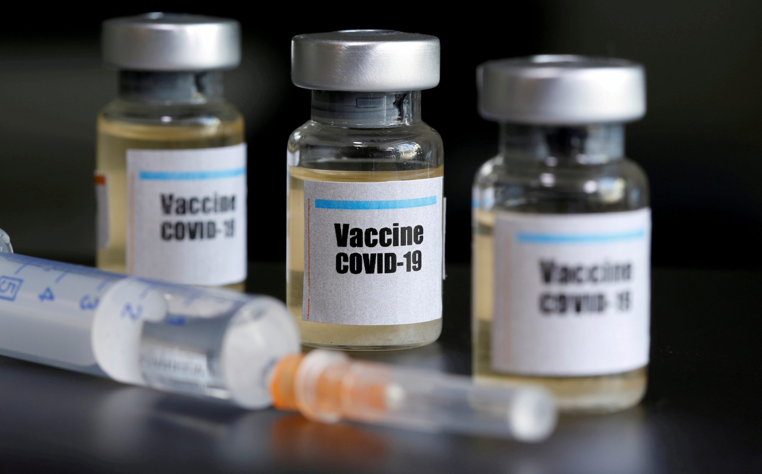 Ο επικεφαλής αντιπληροφορικής των ΗΠΑ ανησυχεί για την απειλή της Κίνας και της Ρωσίας στην αλυσίδα εφοδιασμού εμβολίων