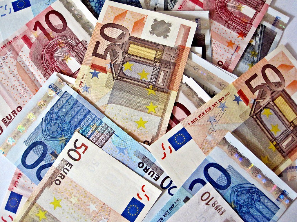 cover Good Samaritan finds, returns €3060
