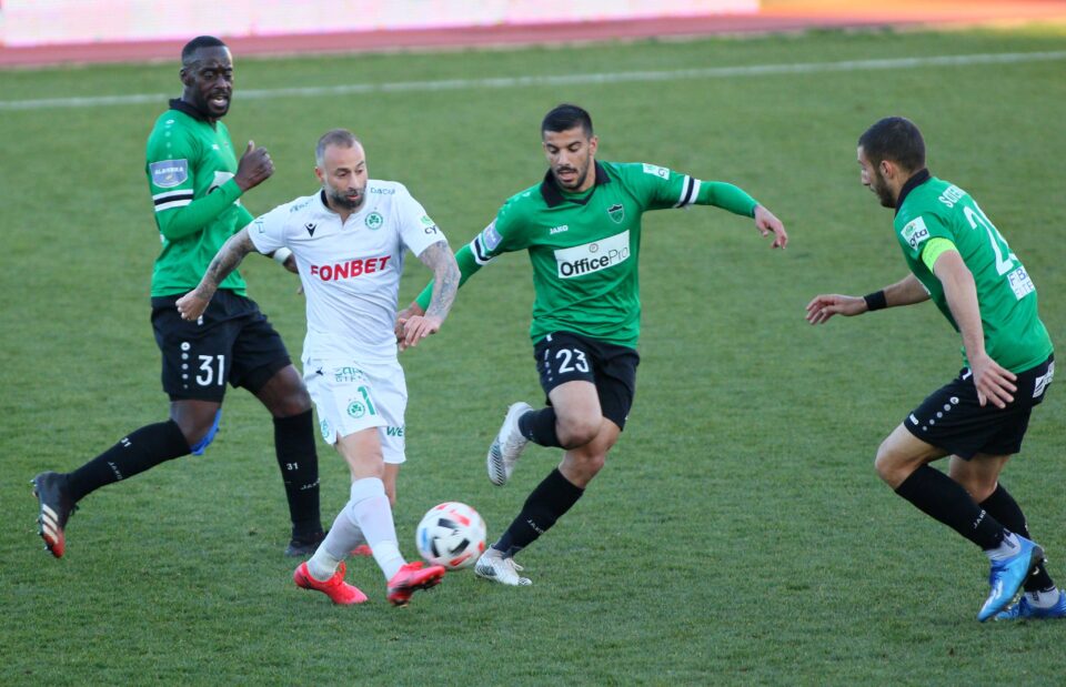 Omonia drop points at home after draw with spirited Olympiakos