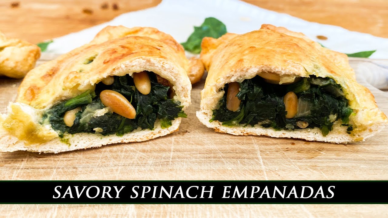 image Empanadas with spinach and pine nuts (Panadons de Lleida)