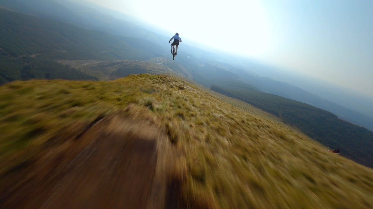 cover Mission accomplished: rider performs heart-stopping ridgeline descent