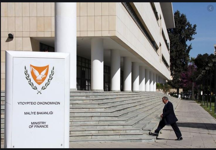 Η Κύπρος συγκεντρώνει 1 δισεκατομμύριο ευρώ με 5ετές ομόλογα