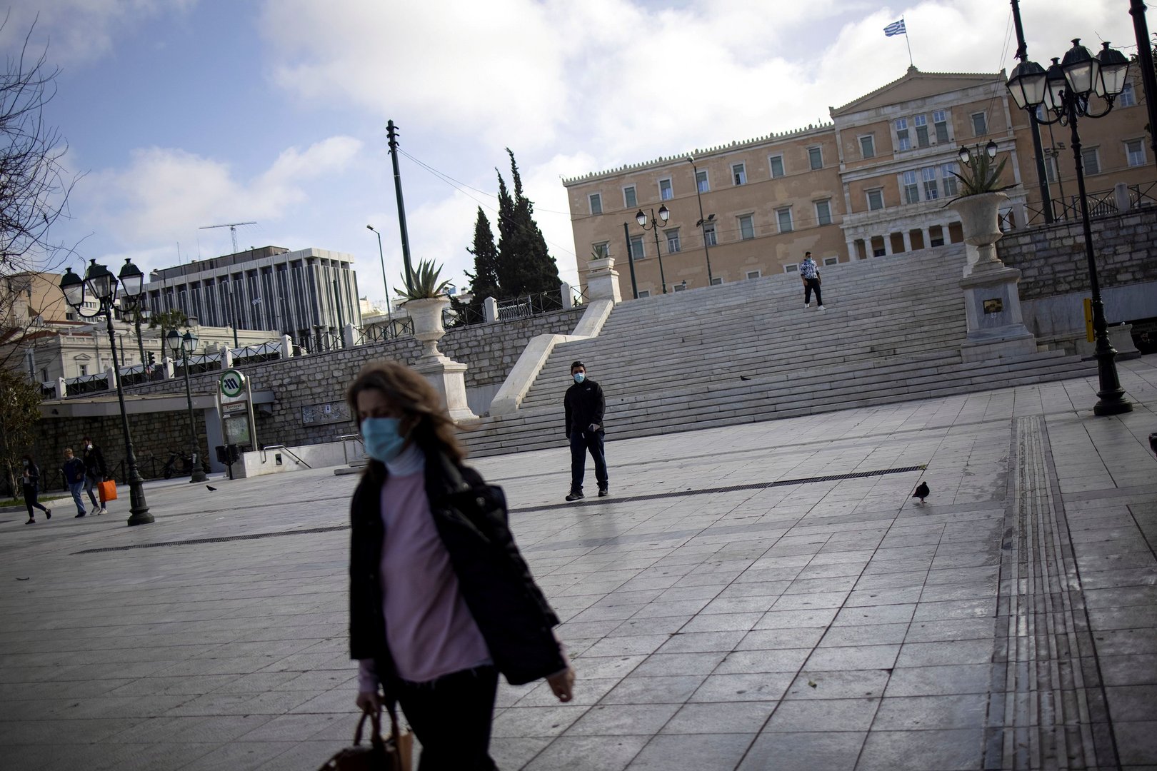 image Greece extends lockdown to more areas to stem spread of pandemic