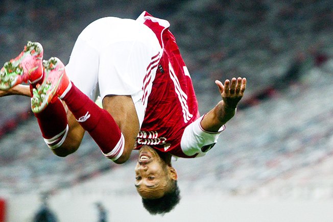 Ο Aubameyang ο ήρωας ως Arsenal νίκησε την Benfica