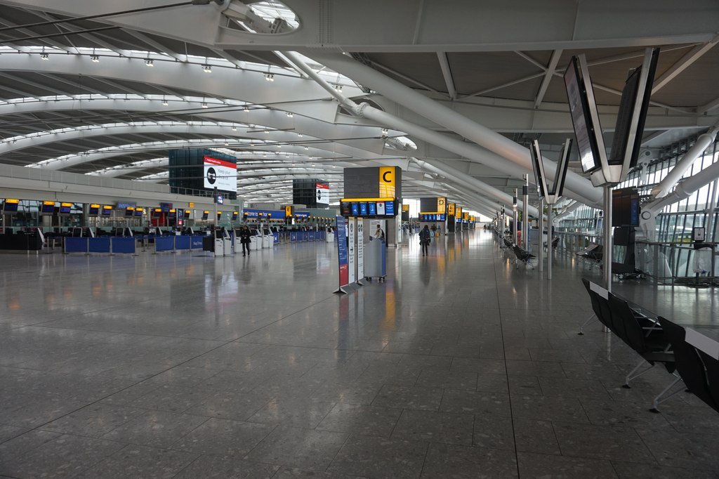 Η Heathrow προσθέτει φόρο κοραναϊού στα εισιτήρια επιβατών