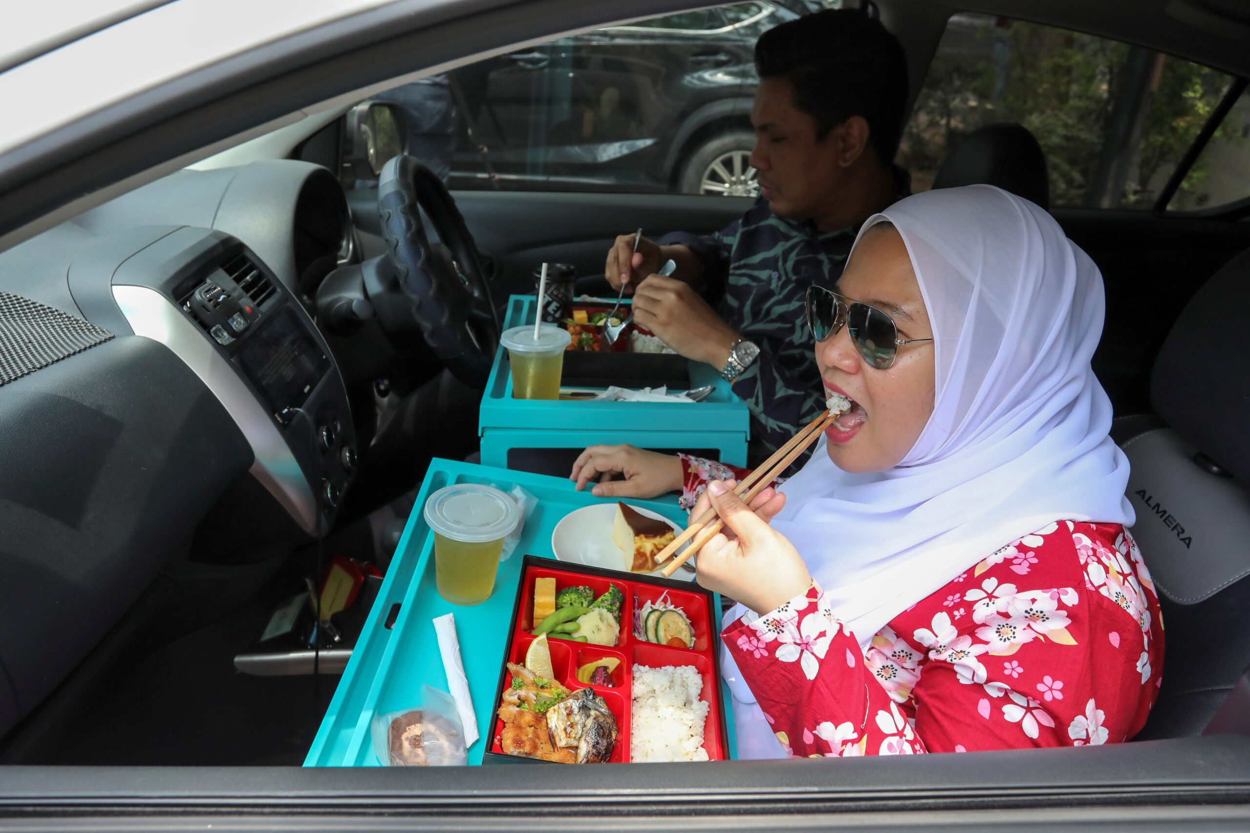 Θέλοντας να φάτε έξω, οι Μαλαισιανοί έχουν μια γεύση για φαγητό