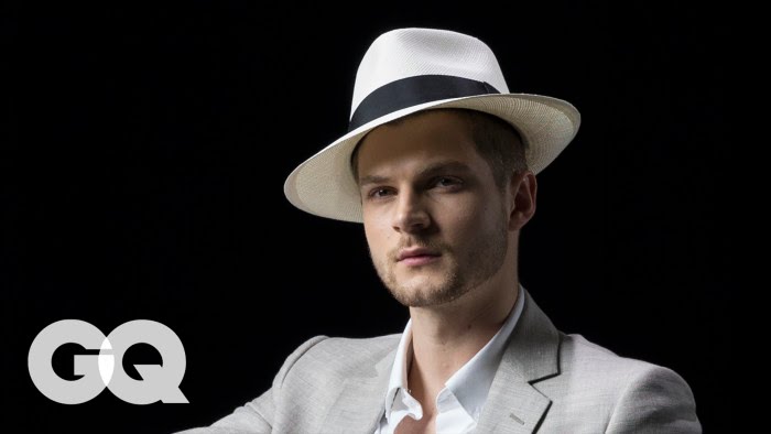 image Crowning glories: 400 years of men&#8217;s hats in three minutes