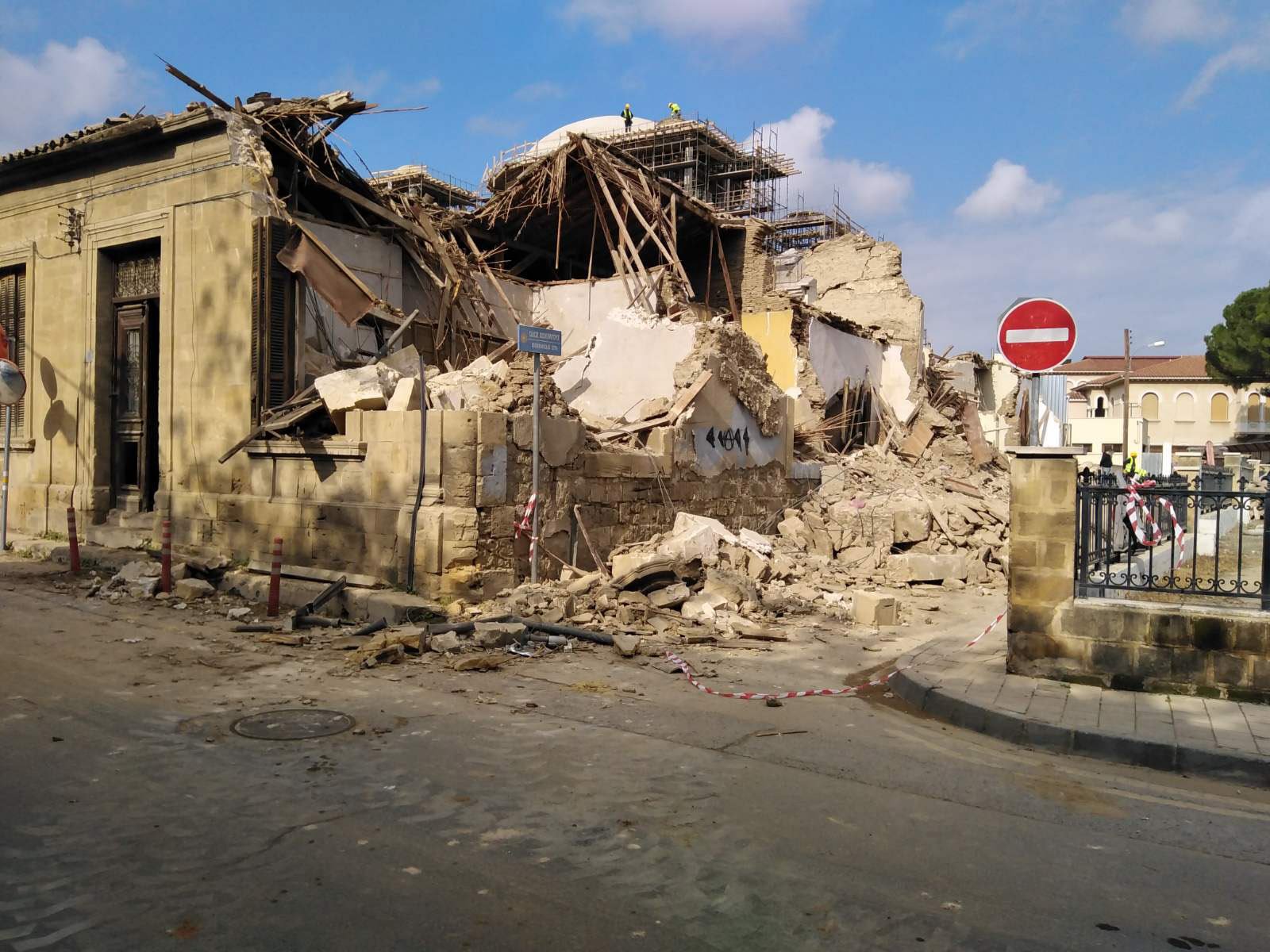 Η οργή μετά την εκκλησία κατεδαφίζει διατηρητέα σπίτια στην παλιά πόλη της Λευκωσίας (Ενημέρωση 2)