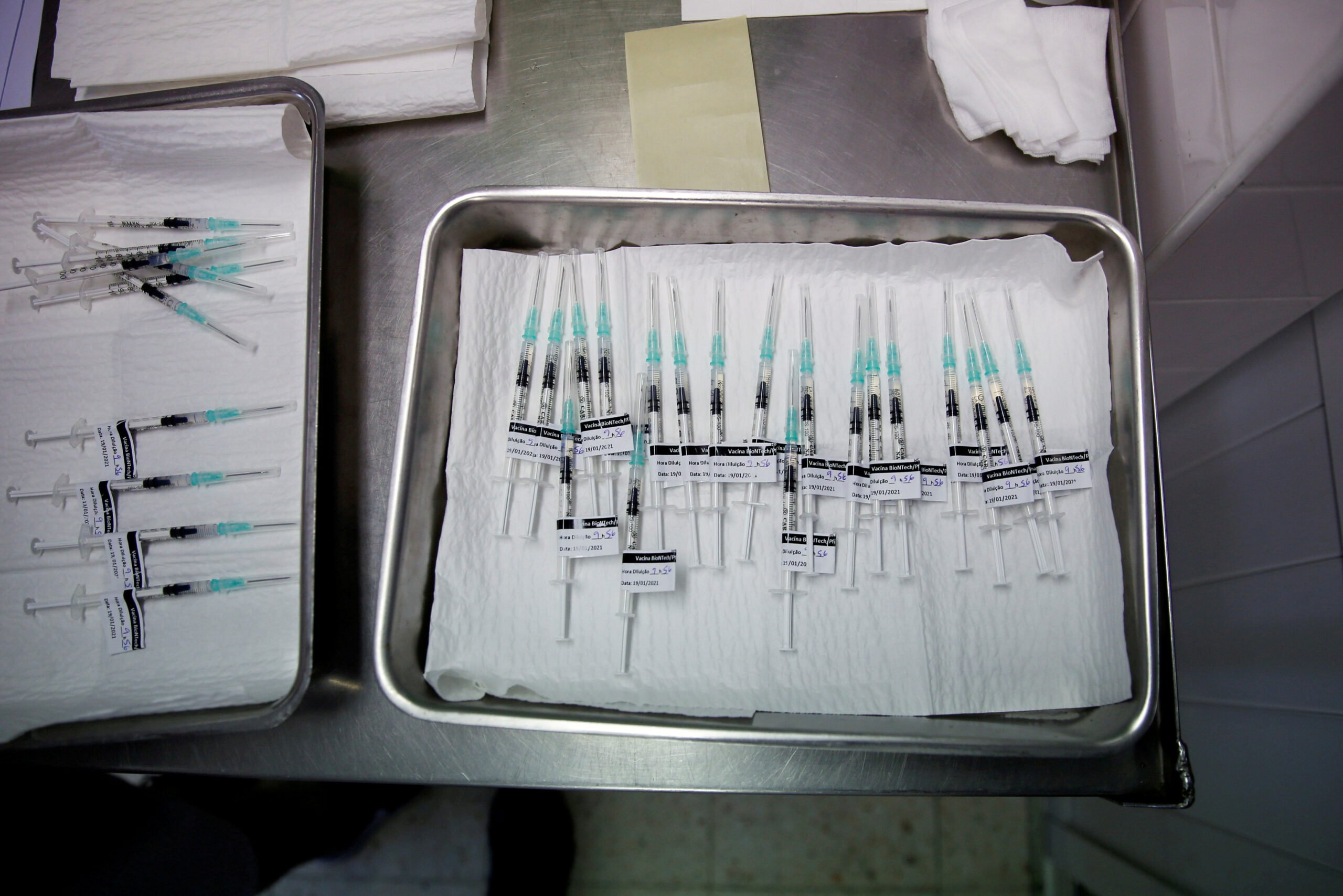 Coronavirus: Το υπουργείο αναφέρει ότι υπάρχουν 15 χιλιάδες κουλοχέρηδες εμβολιασμού το Σάββατο