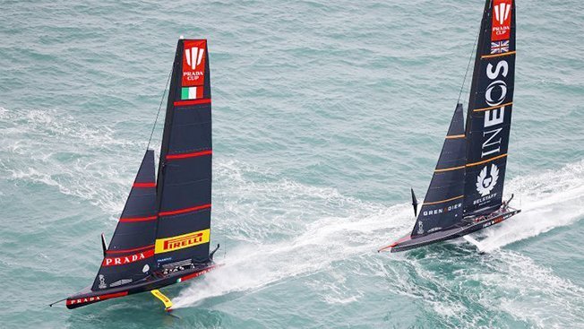image America&#8217;s Cup yachts close on speeds of 100 kph