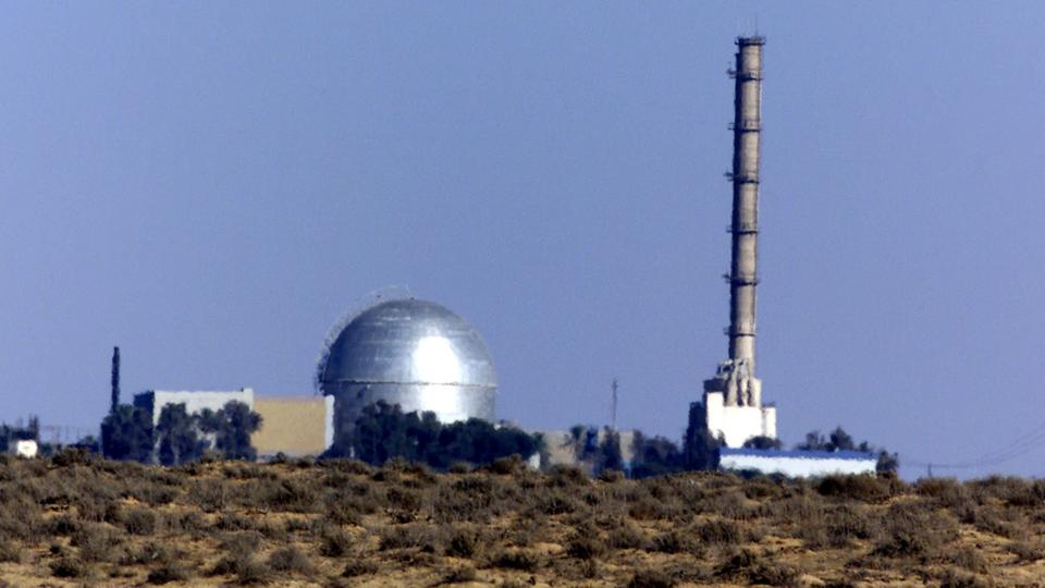 Το Ισραήλ αντεπιτίθεται μετά την προσγείωση πυραύλων της Συρίας κοντά σε πυρηνικό αντιδραστήρα