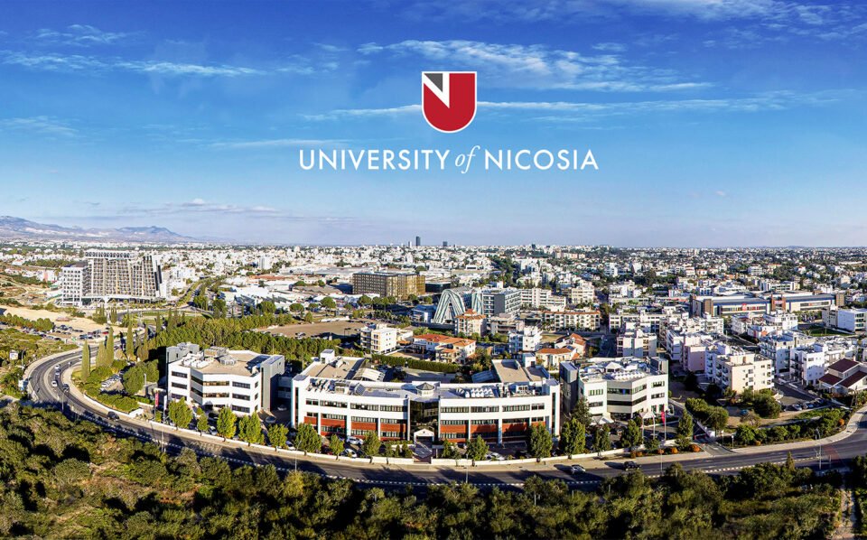 尼科西亚大学