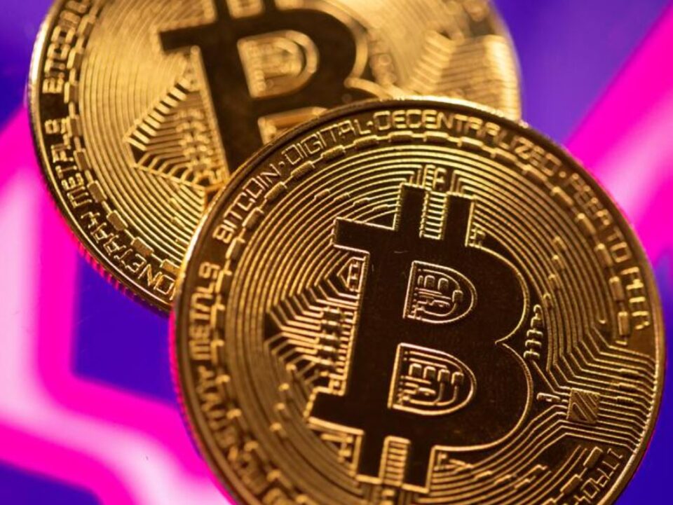 bitcoin trading down