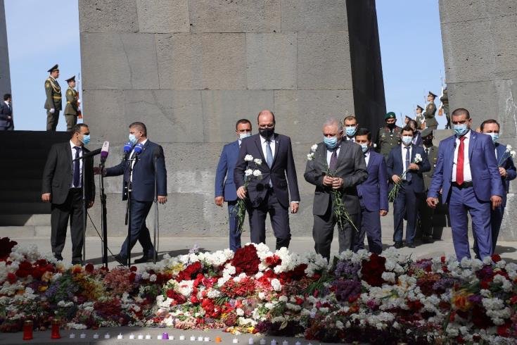 image Cyprus’ Defence Minister meets with President of Armenia on Armenian Genocide remembrance day