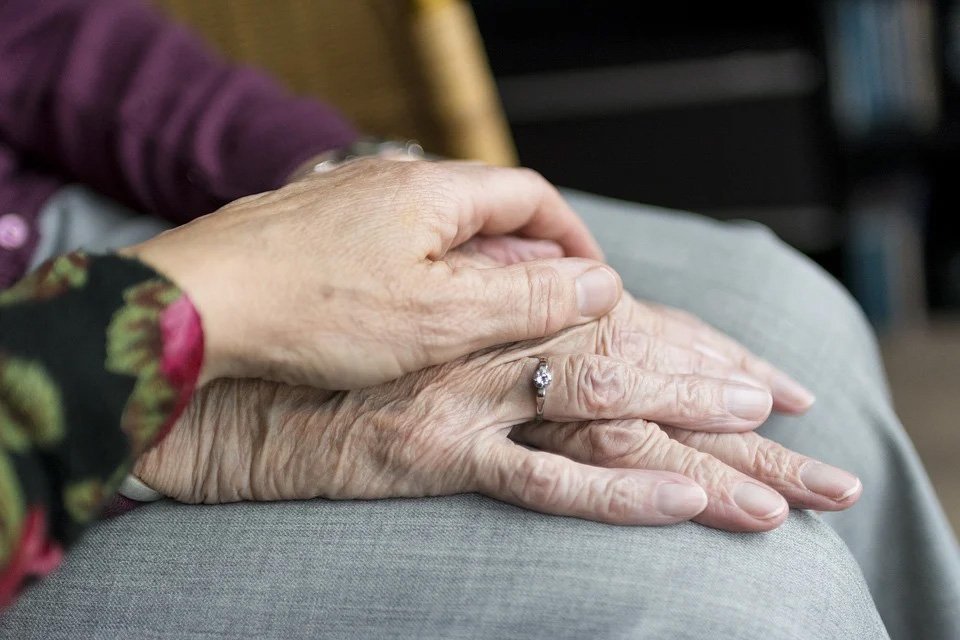 image Coronavirus: Family plea after elderly relative dies alone