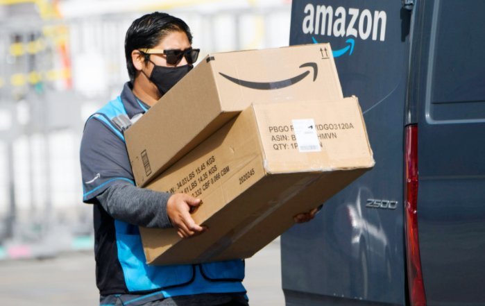 image Amazon acknowledges issue of drivers urinating in bottles