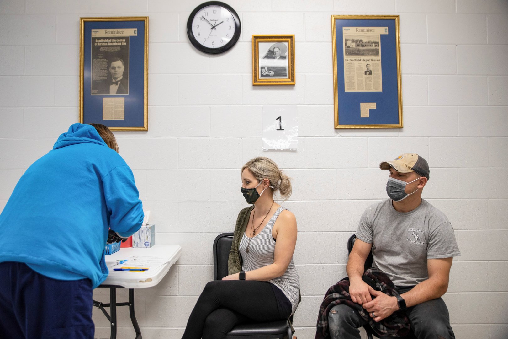 image Ohio state offers $1 million prize, college scholarships to get people vaccinated
