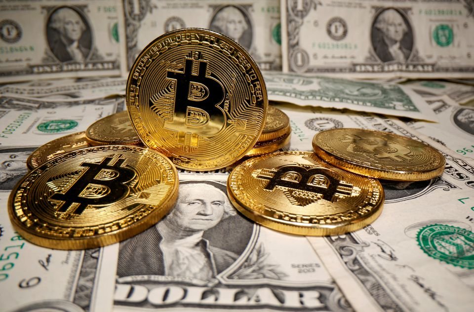 image Bitcoin slumps 8 per cent as it heads for bruising monthly drop