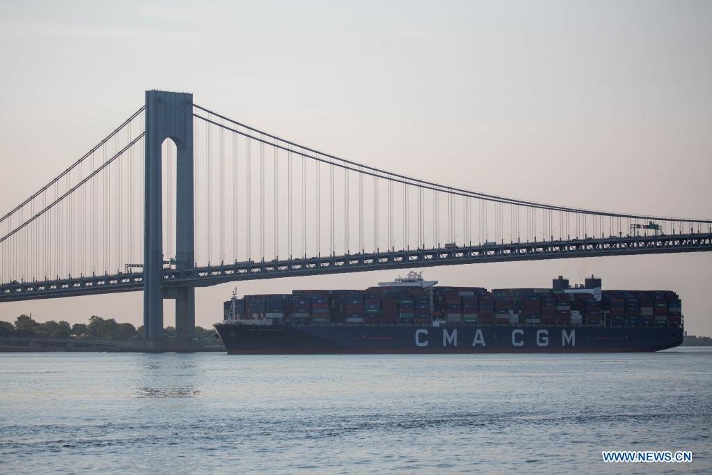 image China&#8217;s Marco Polo, one of world&#8217;s largest container ships, arrives in US