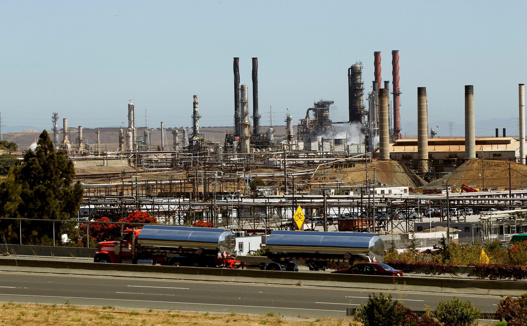 image Fossil fuel firms face new challenge over &#8216;greenwashing&#8217; ads