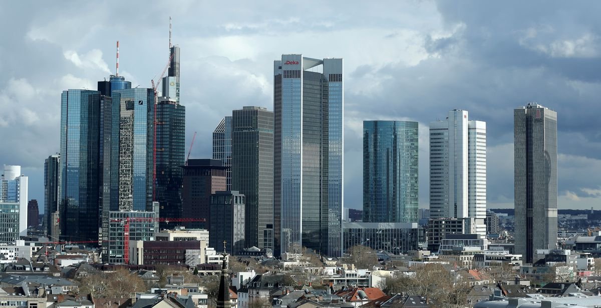 image Frankfurt banker headcount to drop despite Brexit boost