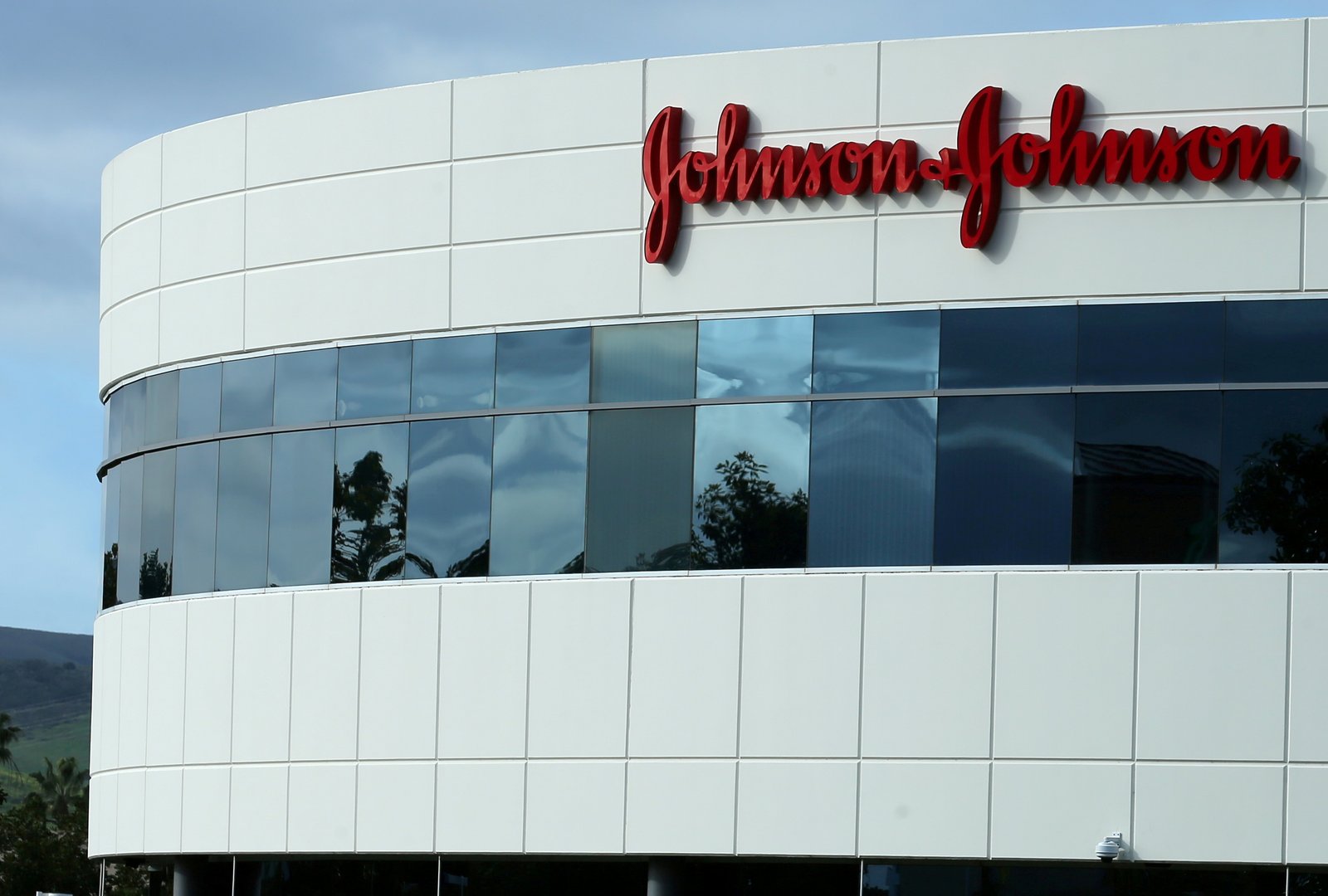 Cancer victims sue Johnson & Johnson over ‘fraudulent’ bankruptcies