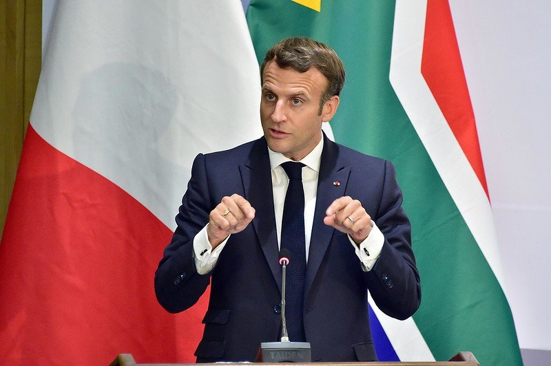 image Macron starts post-Brexit push to attract international finance