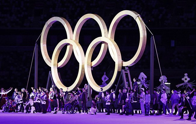 image Osaka lights flame as Tokyo&#8217;s &#8216;games of hope&#8217; open