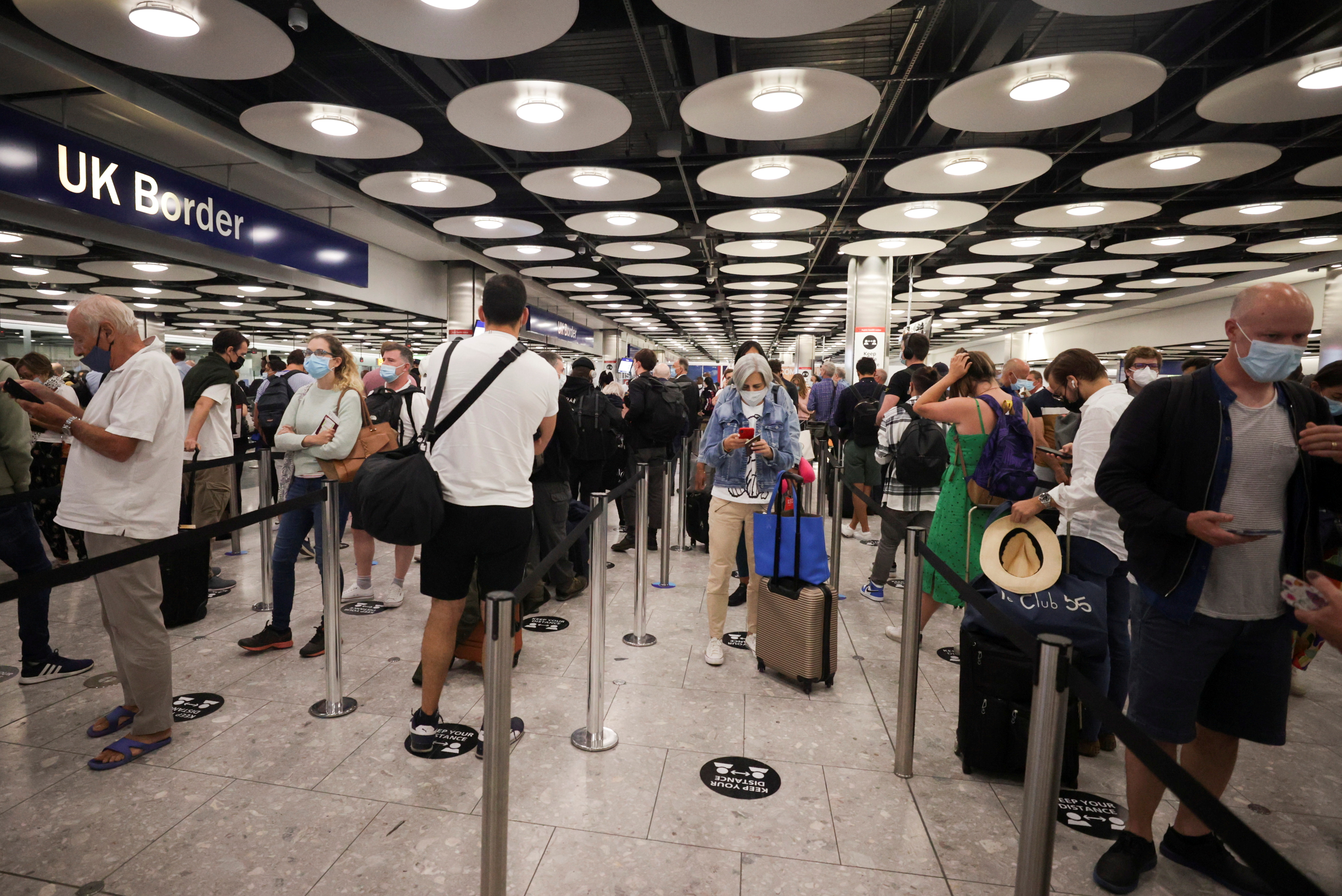 image UK&#8217;s Johnson wants EU, US travellers back as restrictions set to ease