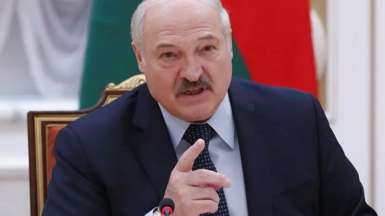 image Belarus closes border with Ukraine, claiming arms smuggling