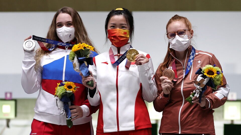 shooting women's 10m air rifle medal ceremony