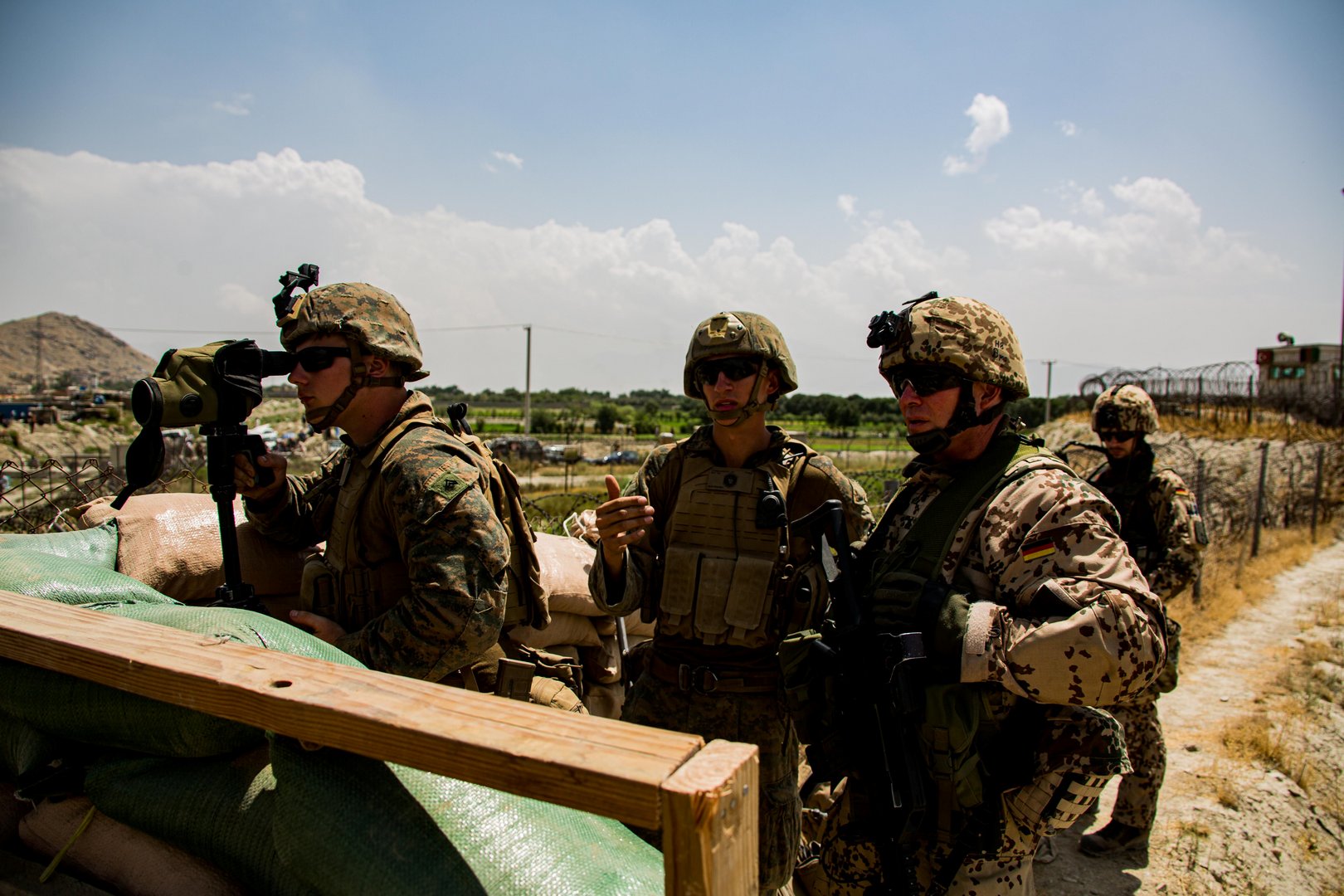image U.S. in final phase of Kabul evacuations, Taliban prepares government (Update 1)