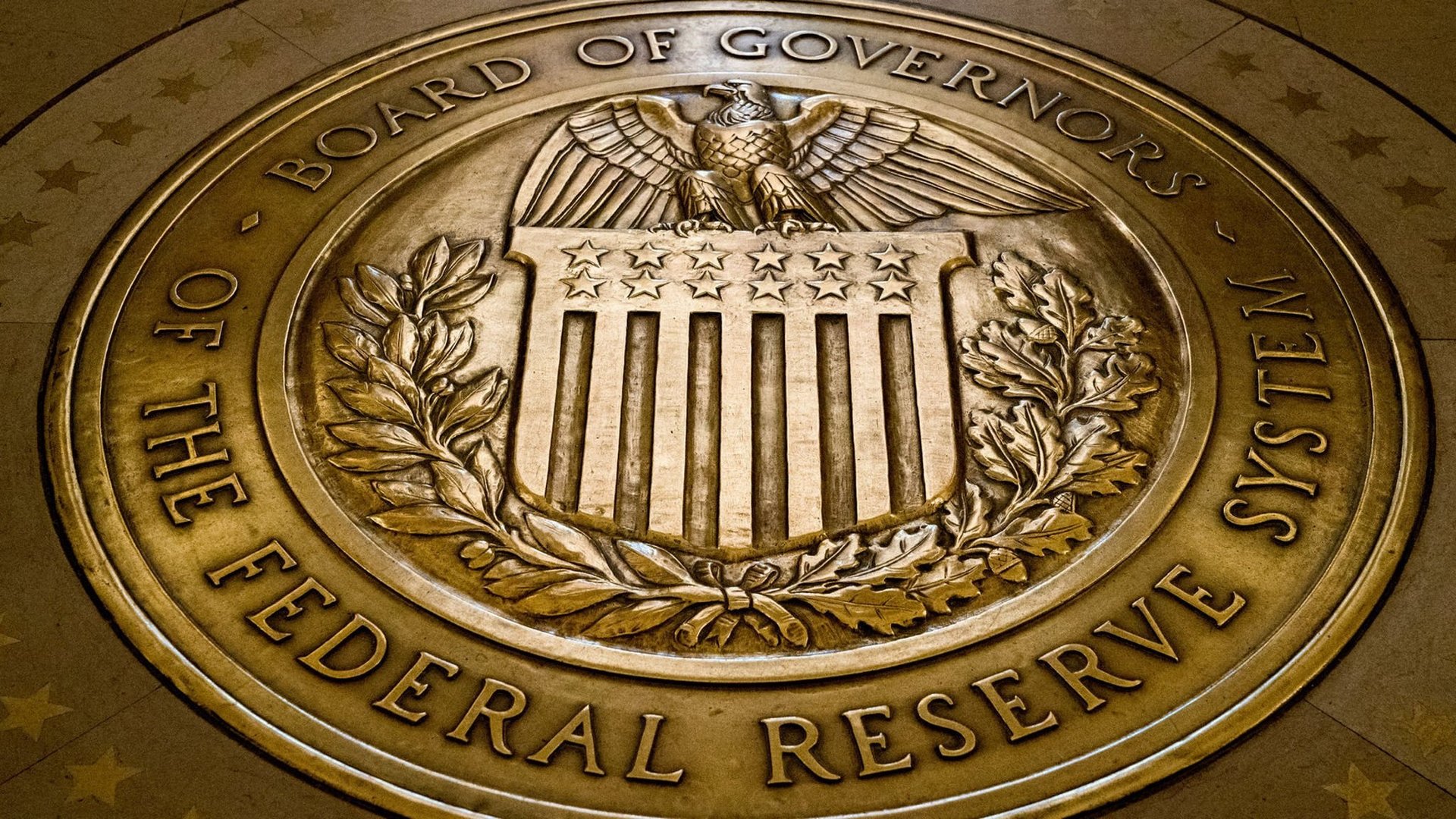 image Fed expected to unveil bond-buying taper plan next month &#8211; Economists