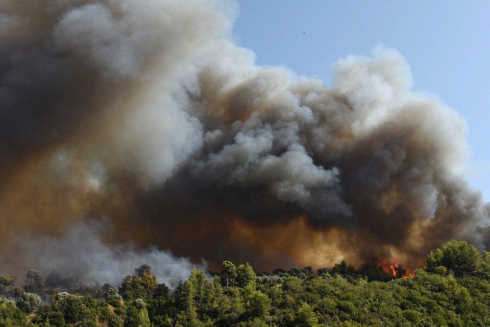 wildfire burns near patras