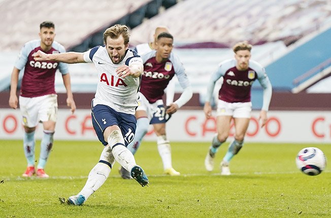 image Kane fails to report back at Spurs amid transfer speculation