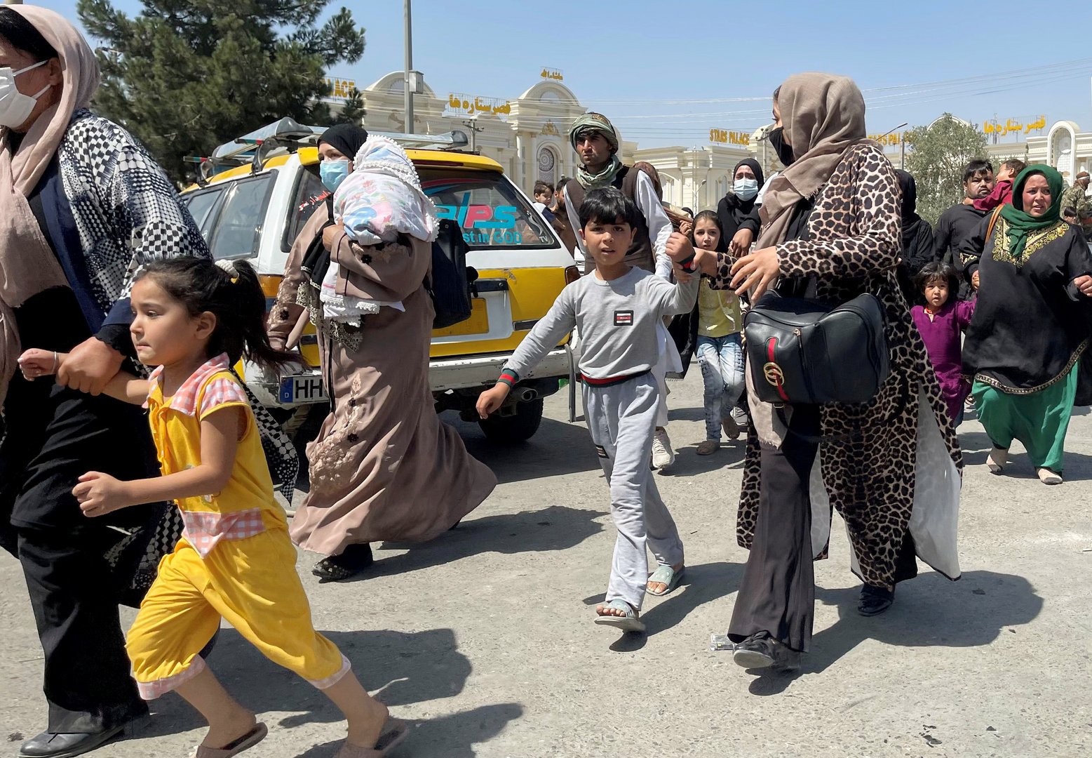 image Kabul airport chaos stalls evacuations amid criticism of US pullout (Update 3)