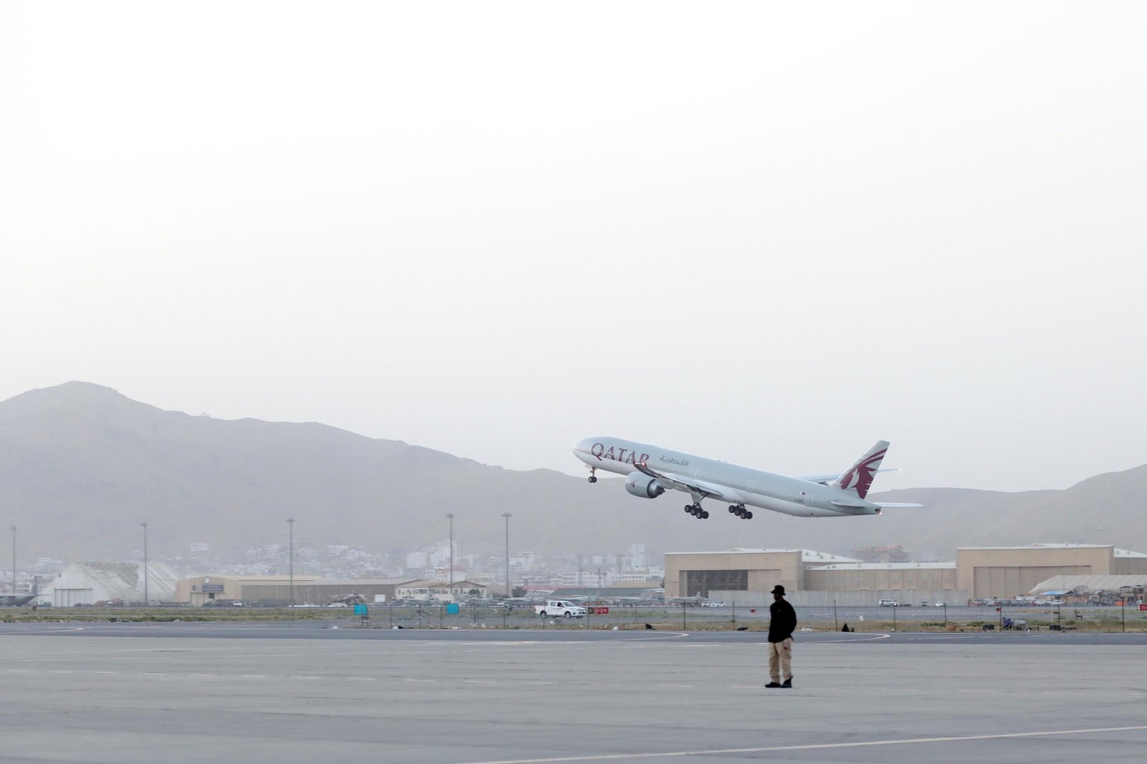 image Flight with civilians onboard leaves Kabul, first since chaotic evacuation