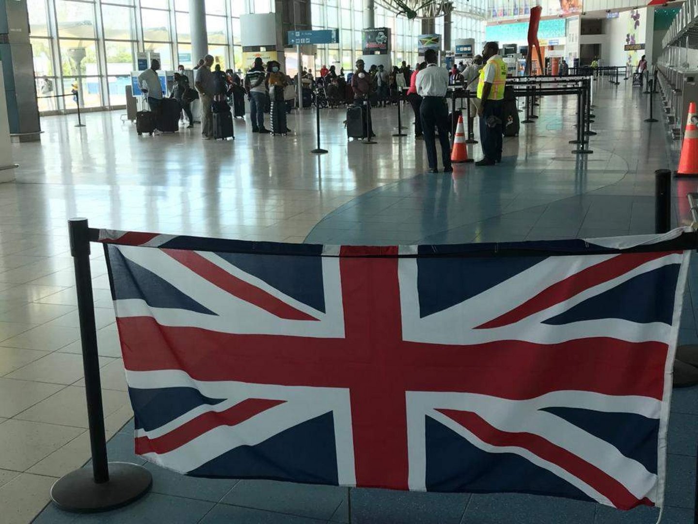image British travellers plan massive travel and spend in September; many seek beach breaks &#8212; Survey