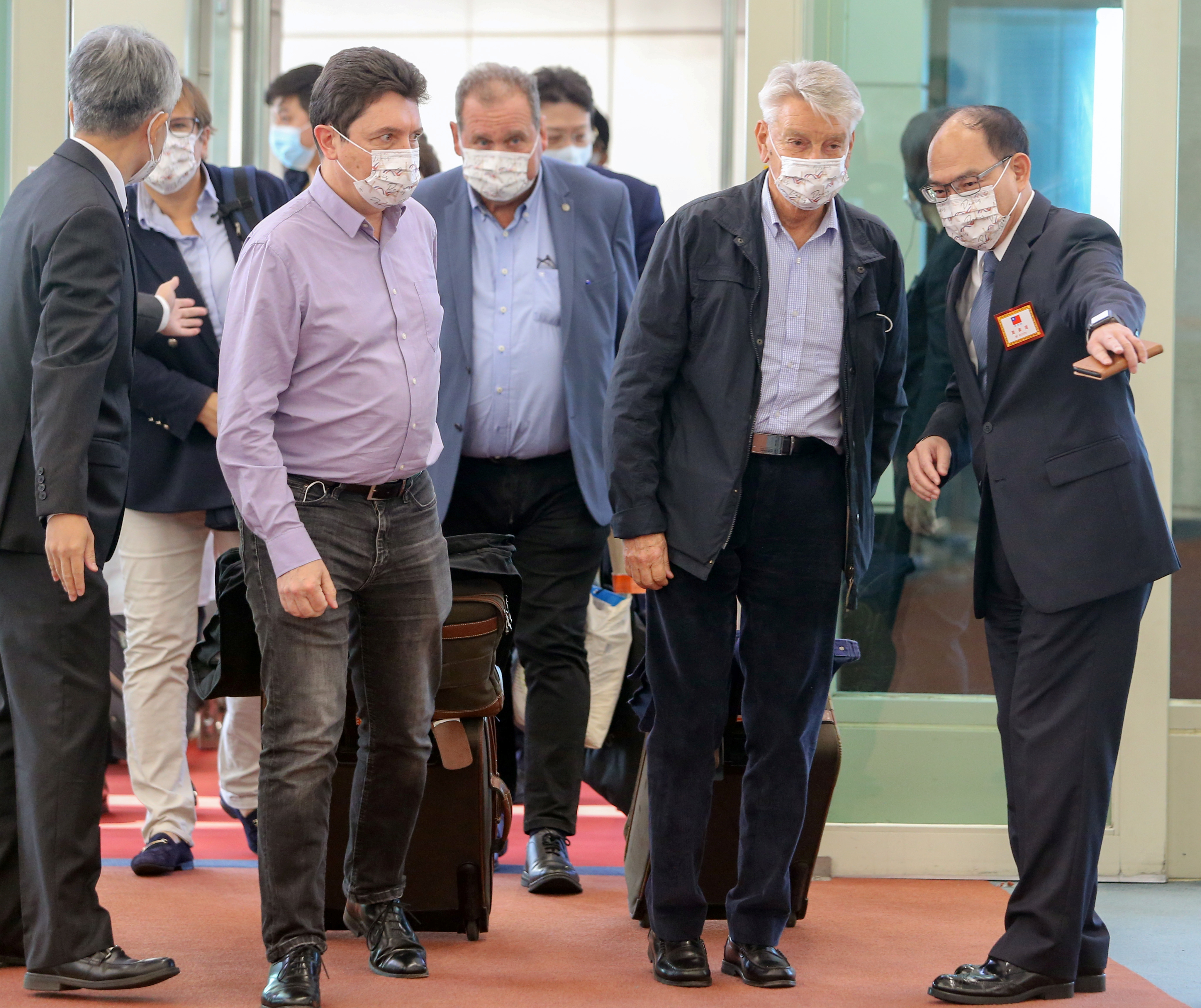 cover Taiwan seeks international support after Chinese incursions