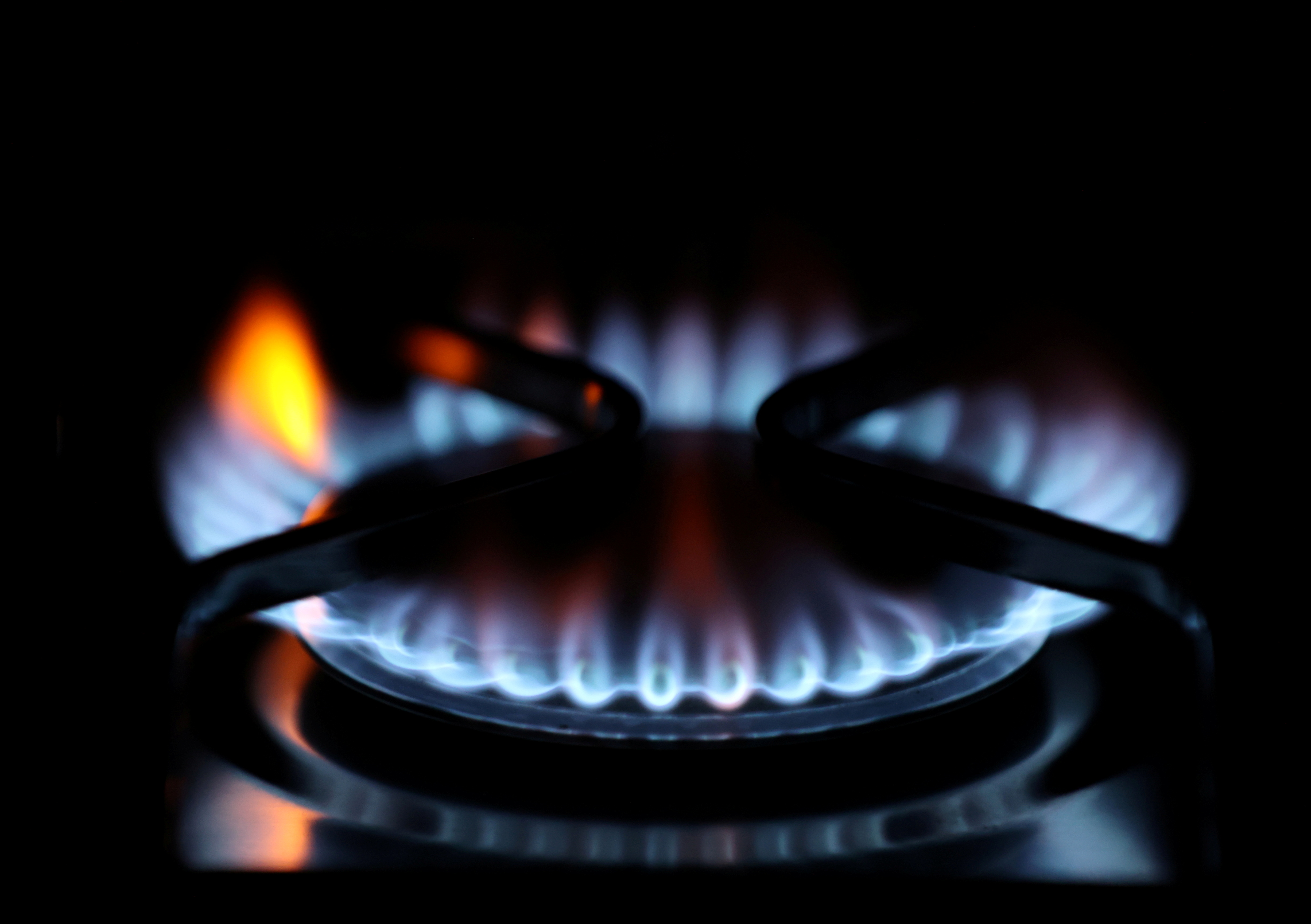 image Britain&#8217;s National Grid says it can meet winter gas demand, but power prices set to surge