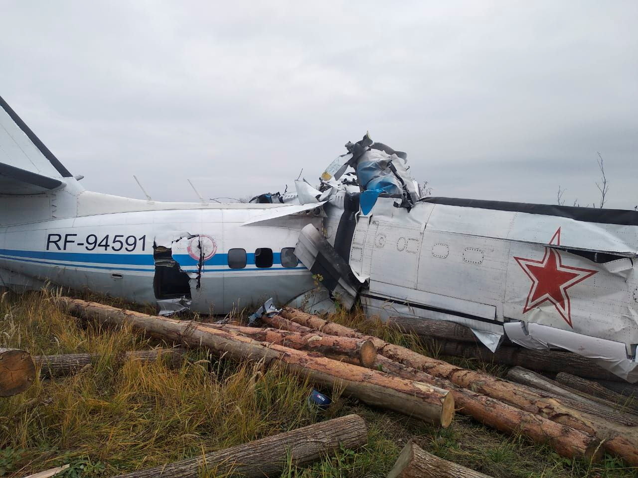 image 16 dead as Russian plane crashes in Tatarstan region