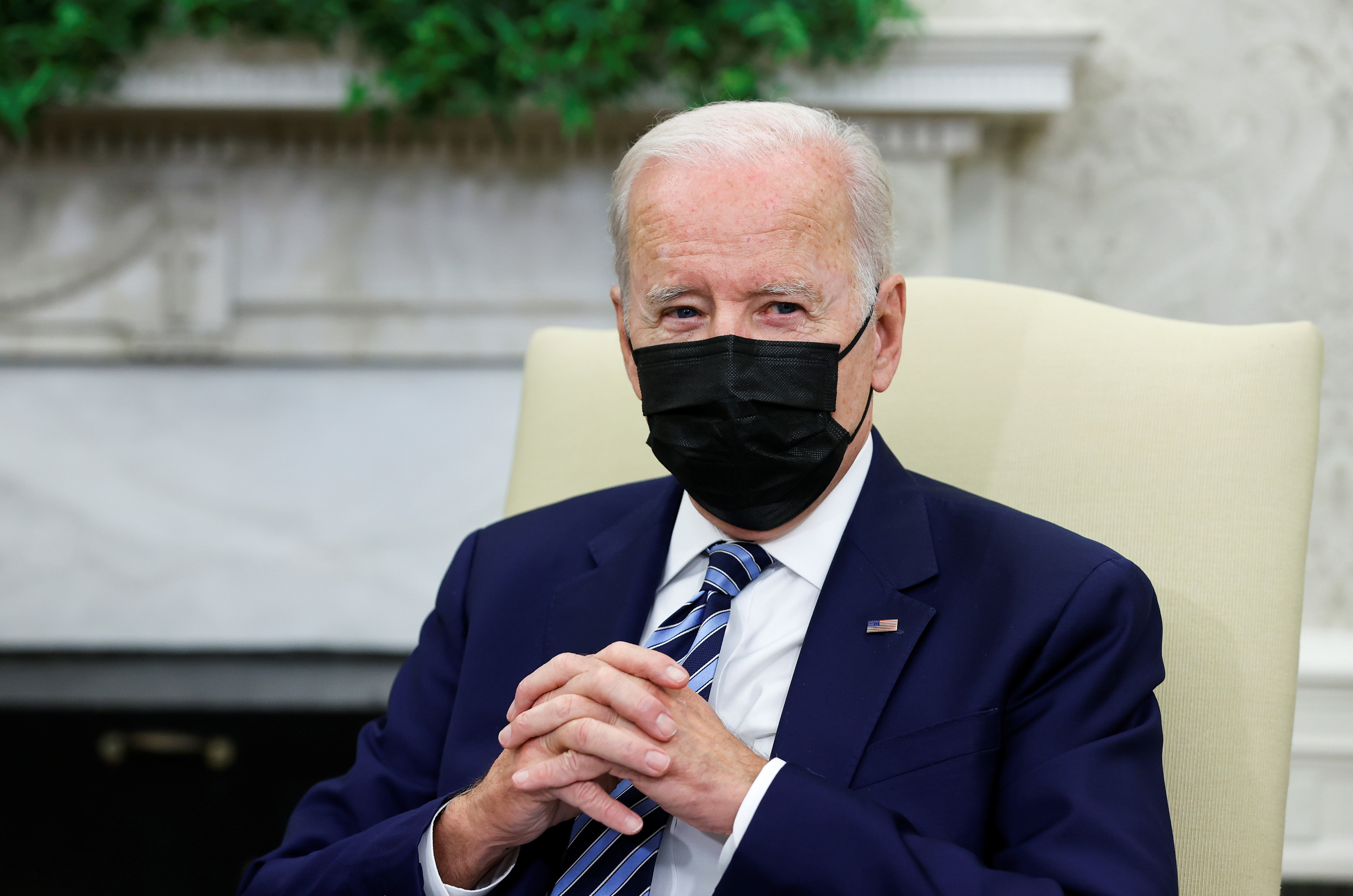 image Biden says putting together comprehensive plan in Russia-Ukraine crisis